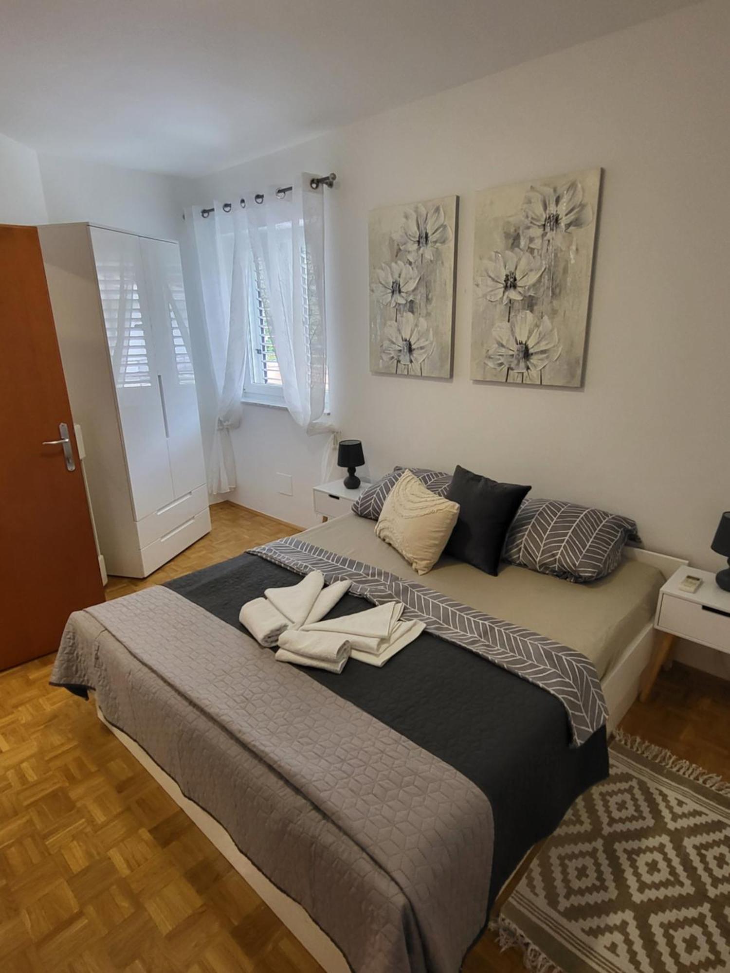 Apartmani Andiks ดรามัลย์ ภายนอก รูปภาพ